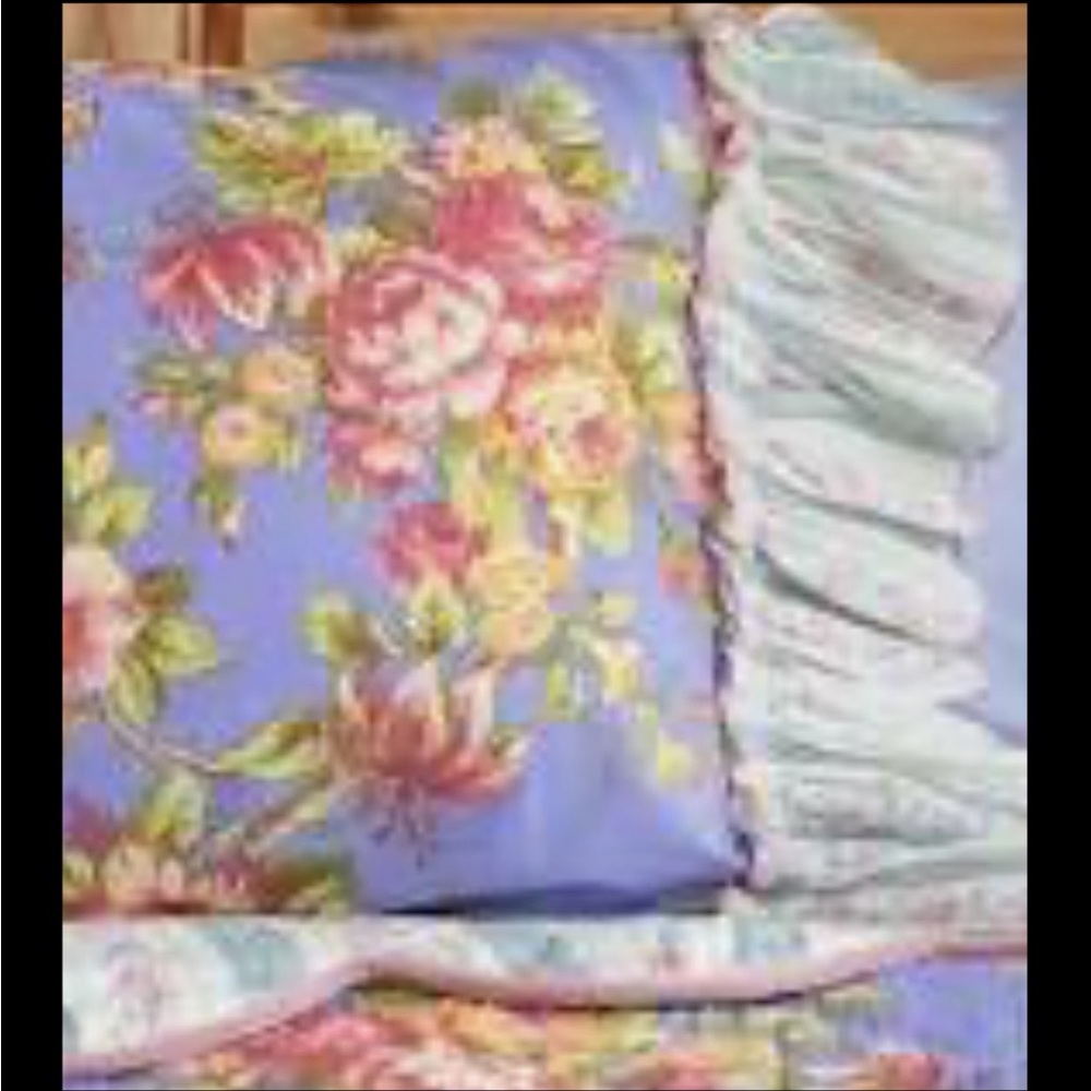 APRIL CORNELL STANDARD RUFFLED PILLOWCASES ONLY BRAND NEW